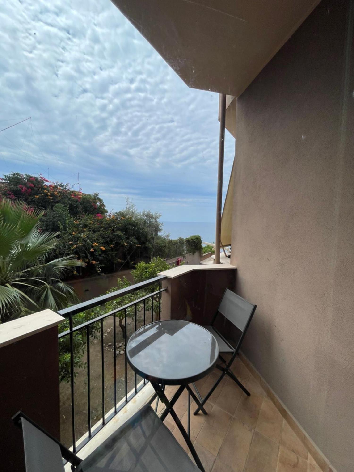 Gli Appartamenti Di Francuzzo Teulada Kamer foto