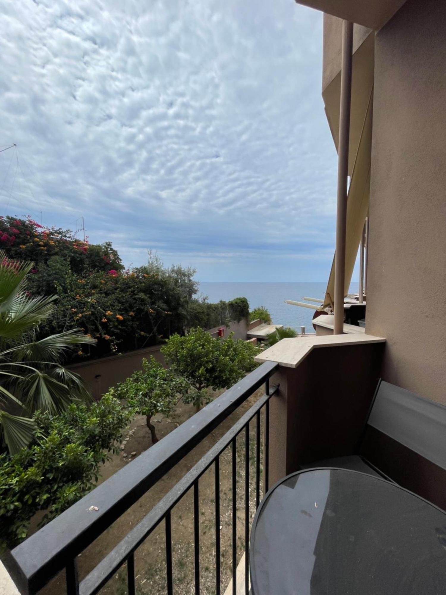 Gli Appartamenti Di Francuzzo Teulada Kamer foto