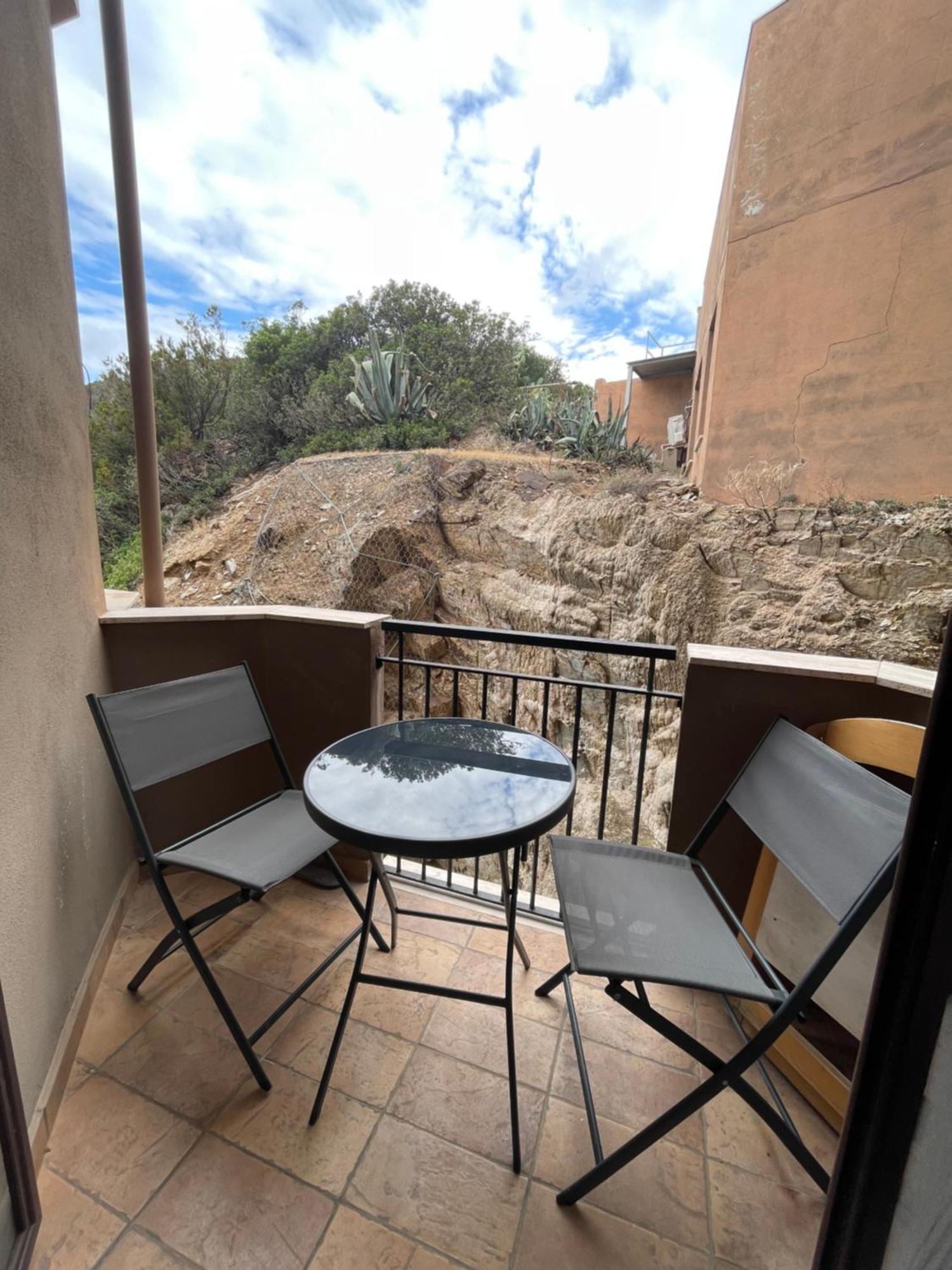 Gli Appartamenti Di Francuzzo Teulada Kamer foto